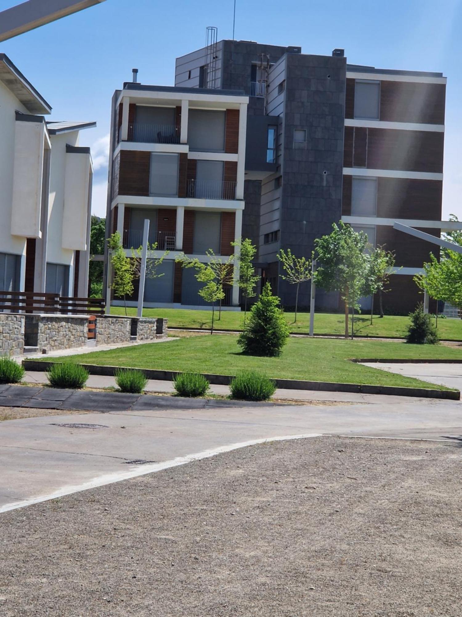 Duplex Gaby Apartment Sabinanigo Luaran gambar